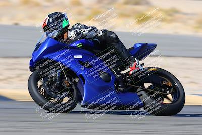 media/Jan-08-2022-SoCal Trackdays (Sat) [[1ec2777125]]/Turn 14 Outside (1050am)/